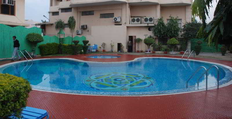 Classic residencia Haridwār Exterior foto