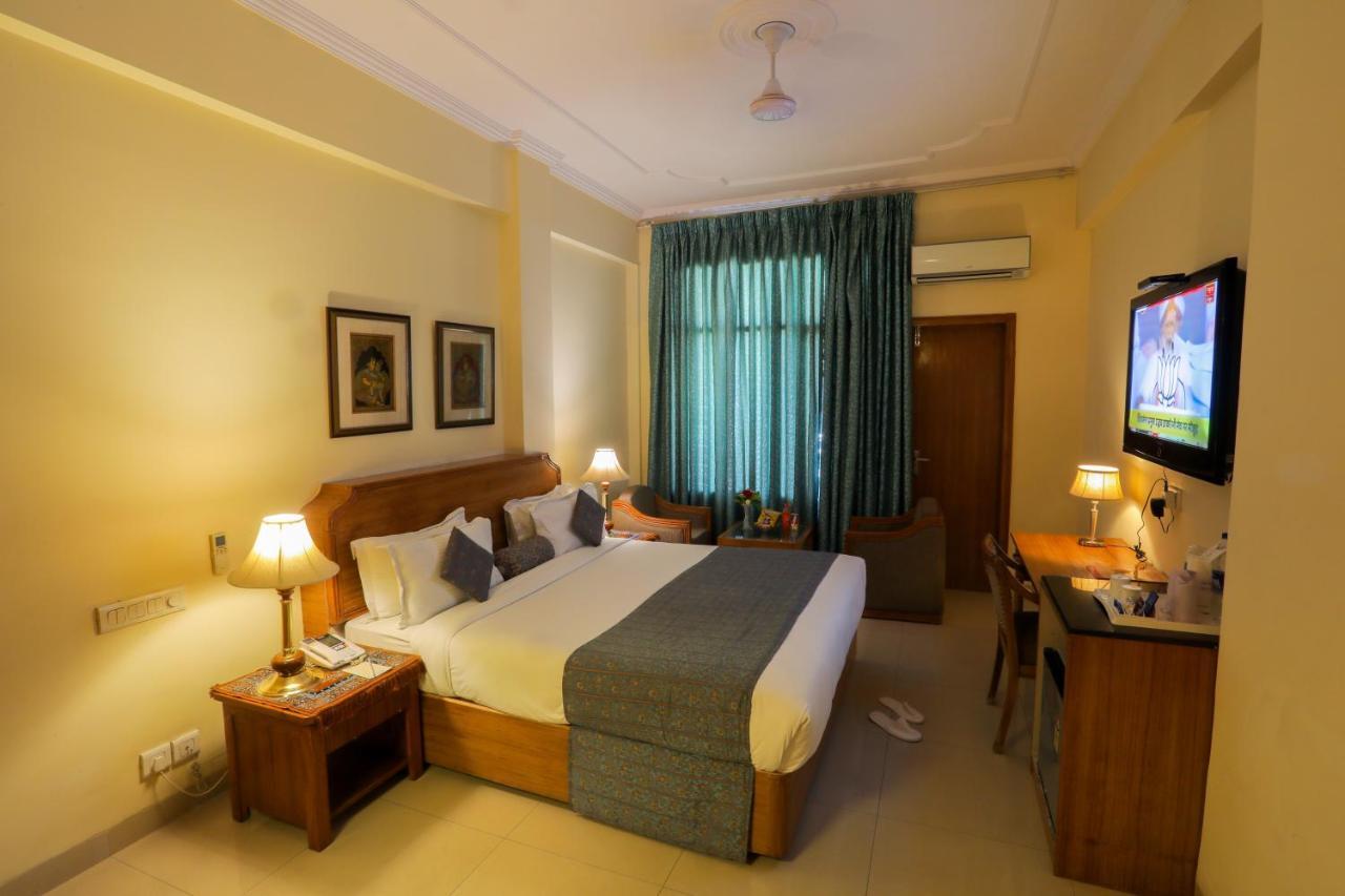 Classic residencia Haridwār Exterior foto