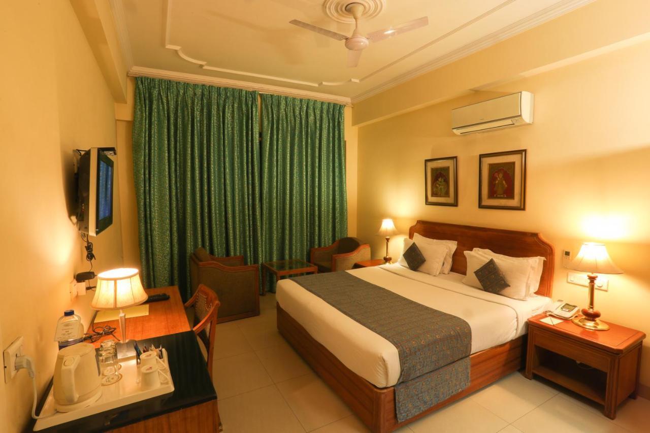 Classic residencia Haridwār Exterior foto