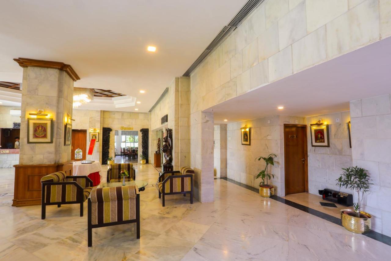 Classic residencia Haridwār Exterior foto