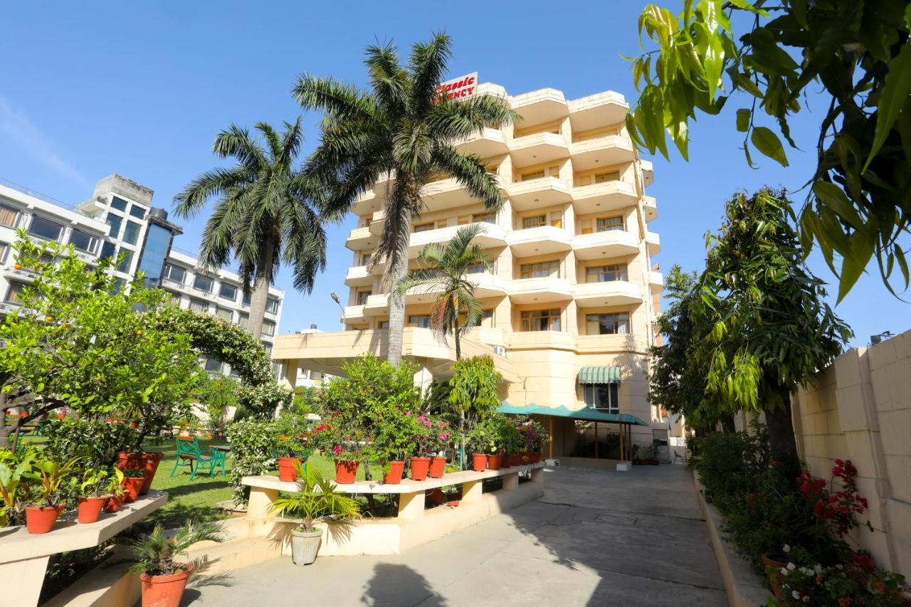 Classic residencia Haridwār Exterior foto